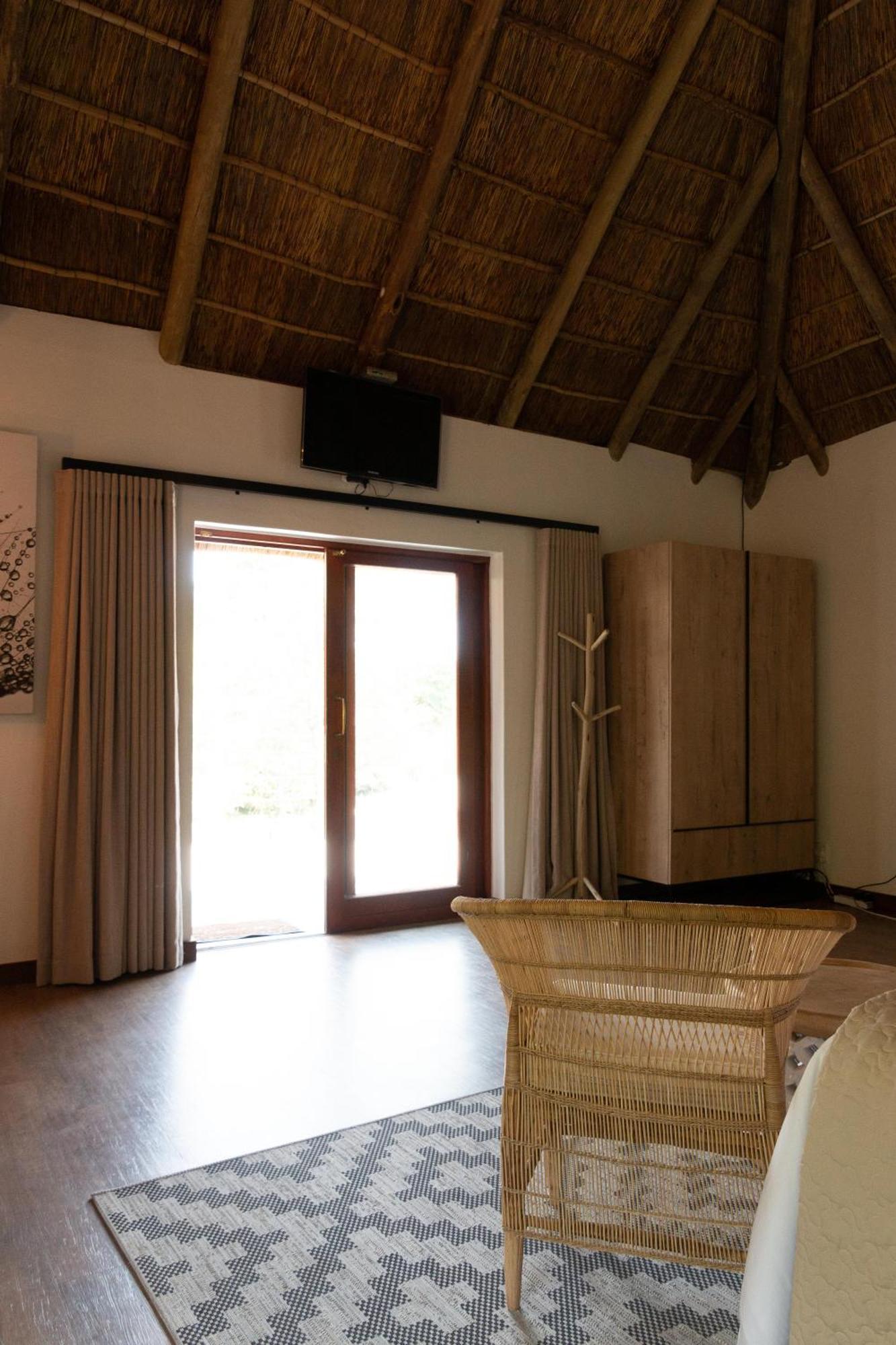 Mologa River Lodge Rust de Winter Εξωτερικό φωτογραφία