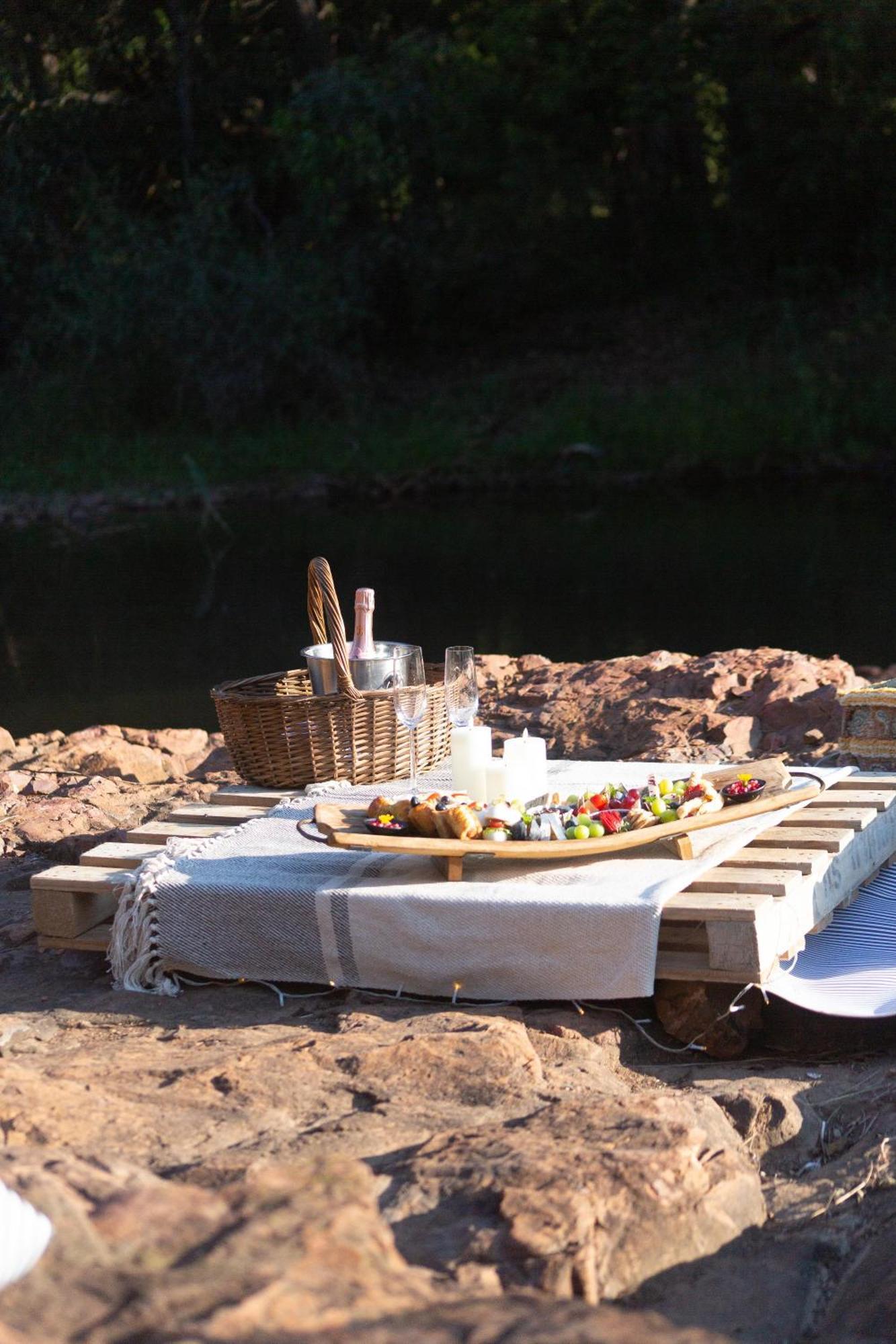 Mologa River Lodge Rust de Winter Εξωτερικό φωτογραφία